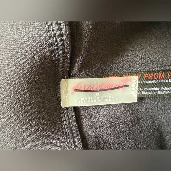 NWOT Free People Movement Women’s Black Duet Mini Bra & Shorts Set - Size XL - Picture 7 of 10